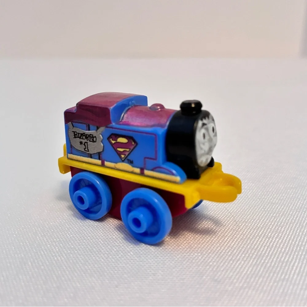 Fisher-Price Thomas & Friends DC Comics Minis Toy Train 3 Pack Miniature Trains